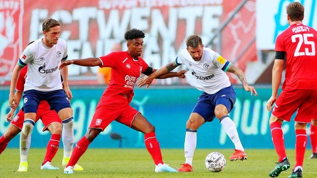 他便常常展 他便常常展