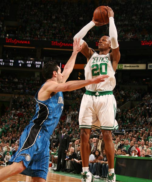 报道指出 报道指出