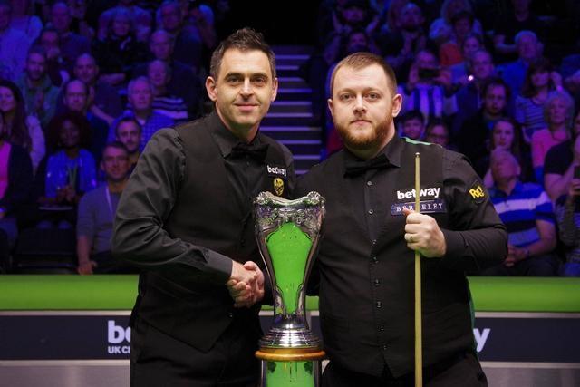 勺子点球 勺子点球