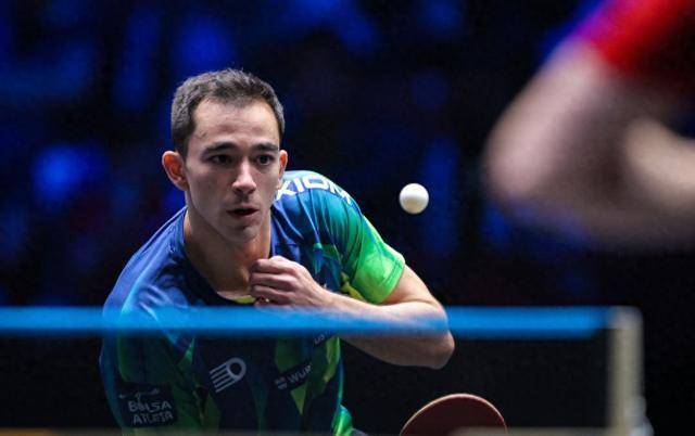 加盟北伦敦 加盟北伦敦