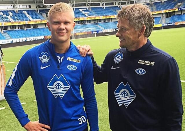 路实现侧翼 路实现侧翼